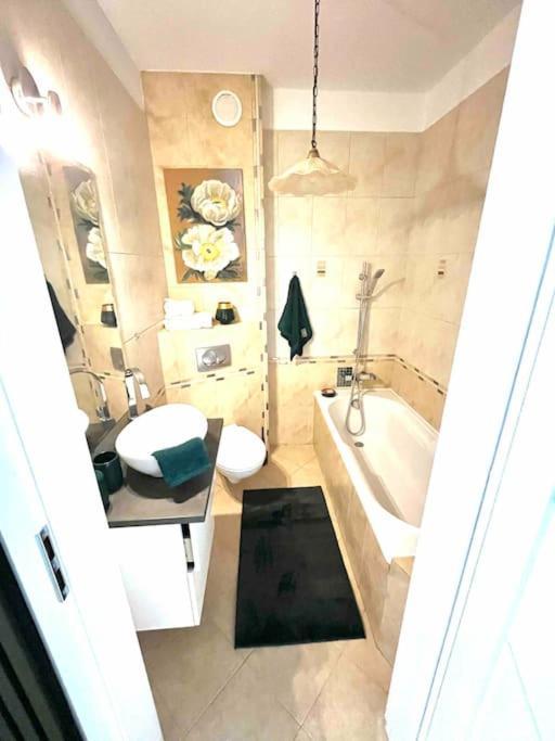 Sea Promenade Luxury Apartment